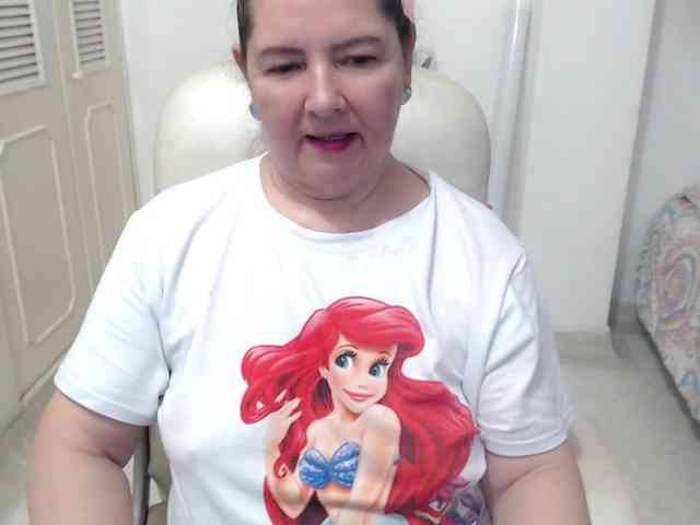 leonela-68 webcam