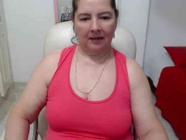 leonela-68 webcam