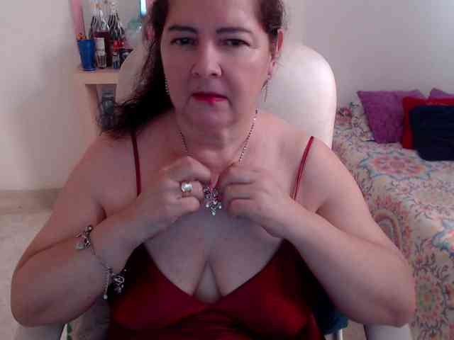 leonela-68 webcam