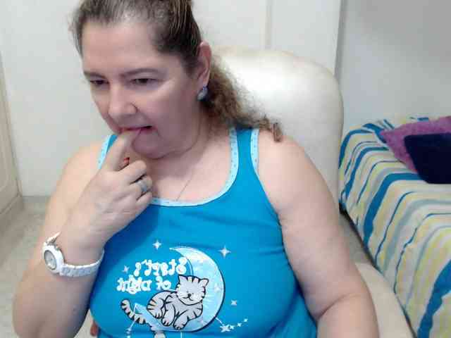 leonela-68