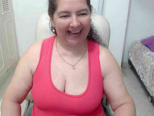 leonela-68