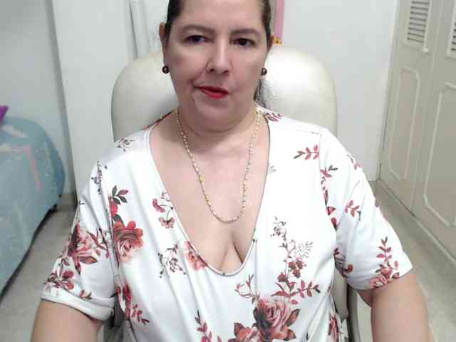 leonela-68 webcam