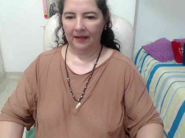 leonela-68 webcam