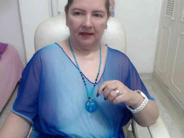 leonela-68 webcam