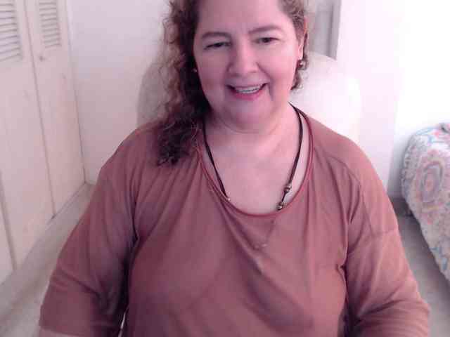 leonela-68 webcam