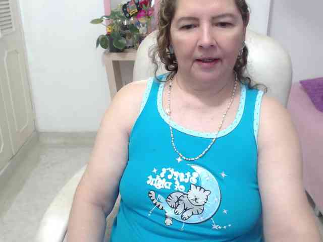 leonela-68 webcam