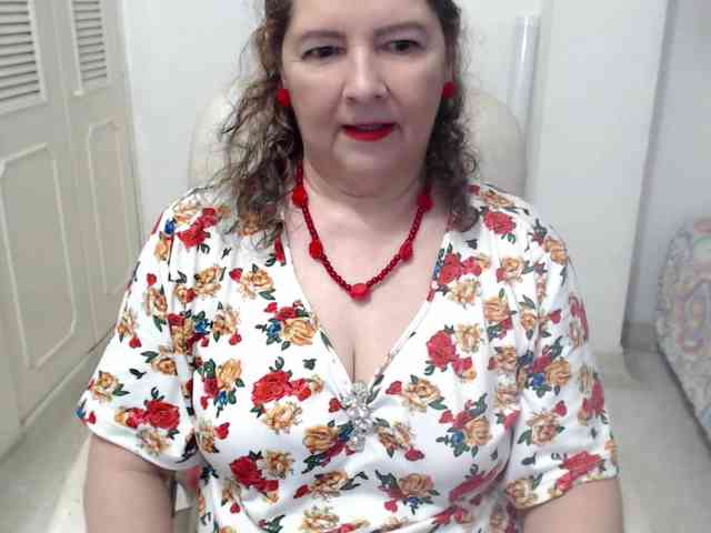leonela-68 webcam