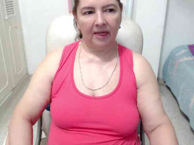 leonela-68