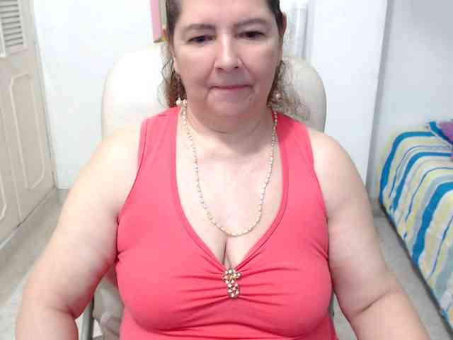 leonela-68 webcam