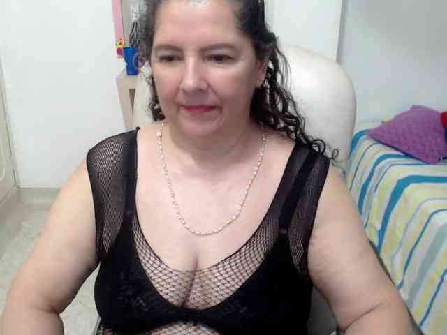 leonela-68 webcam