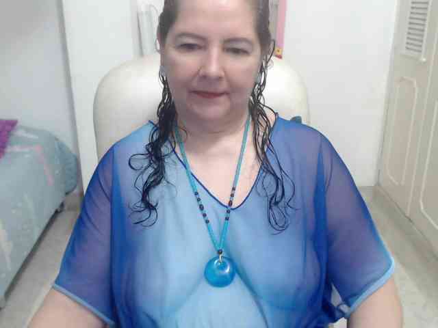 leonela-68 webcam