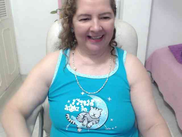 leonela-68 webcam