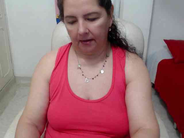 leonela-68