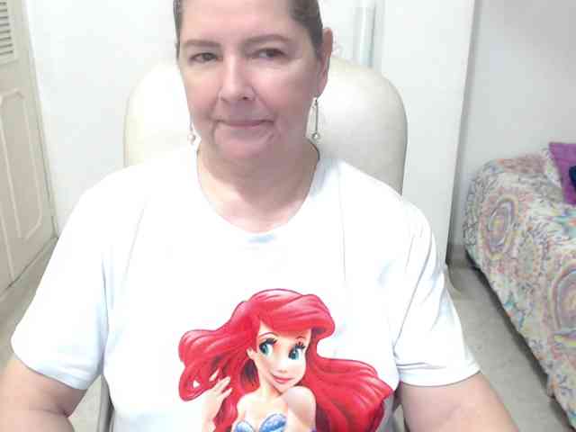 leonela-68 webcam