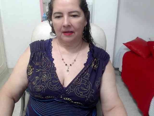 leonela-68 webcam