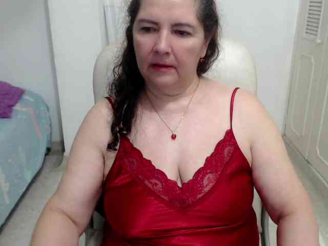 leonela-68 webcam