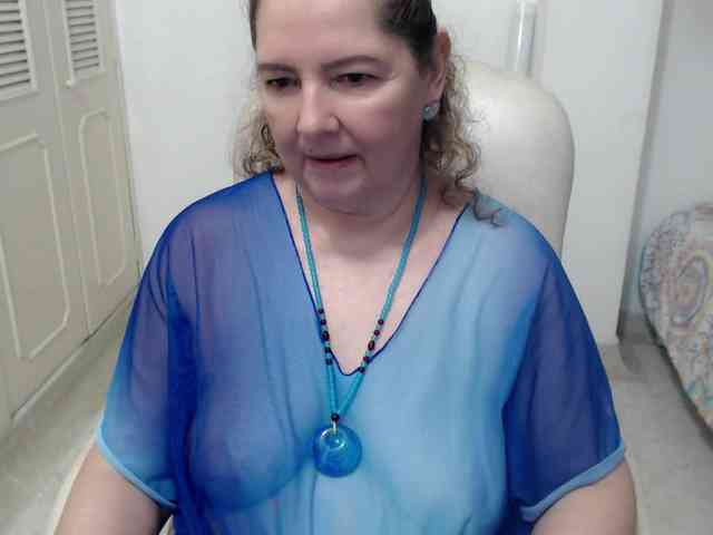 leonela-68 webcam