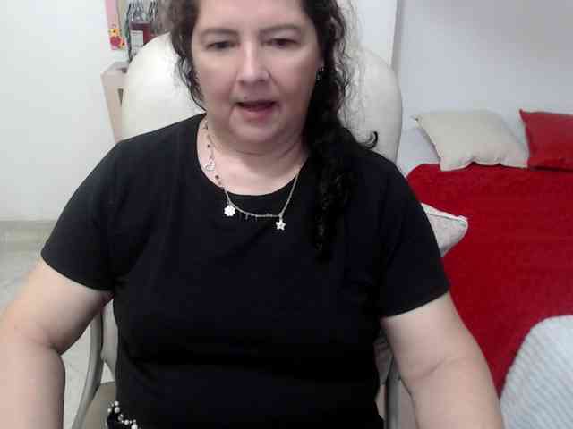 leonela-68