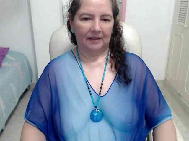 leonela-68 webcam