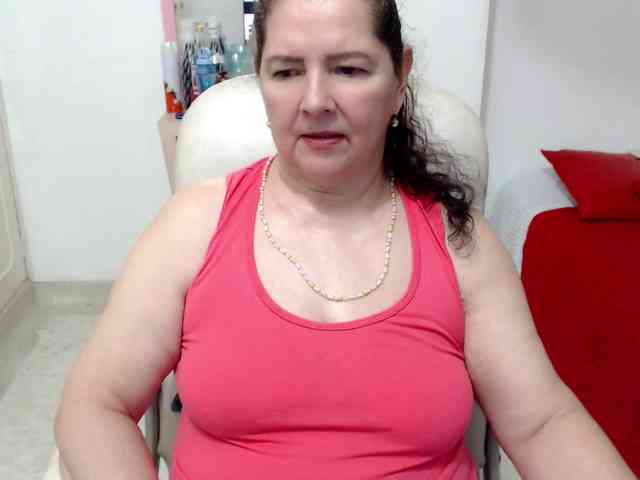 leonela-68