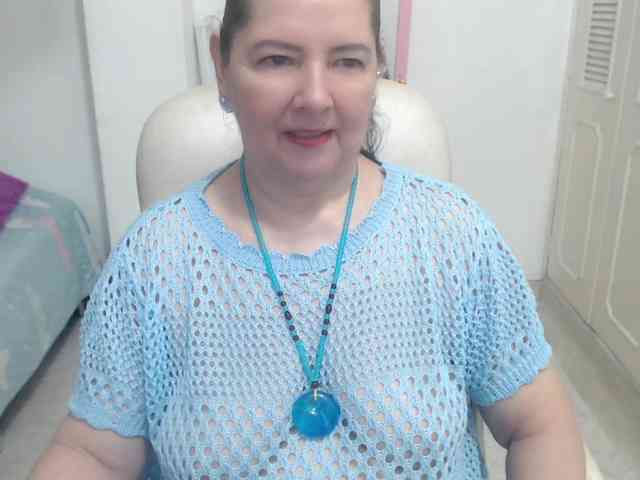 leonela-68 webcam