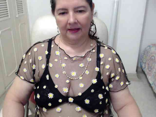 leonela-68 webcam