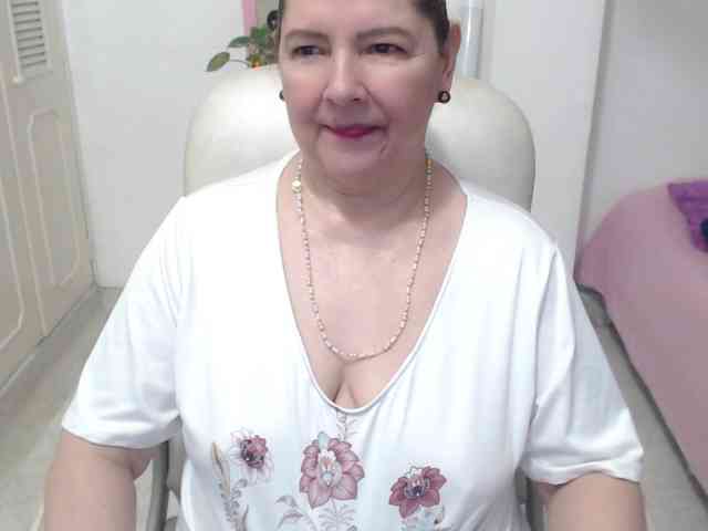 leonela-68 webcam