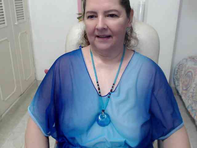 leonela-68 webcam