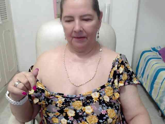 leonela-68 leonela-68