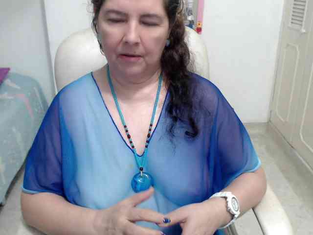 leonela-68 webcam