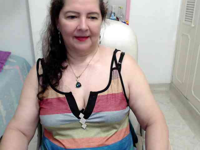 leonela-68 webcam