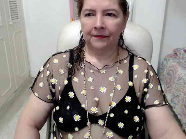 leonela-68 webcam
