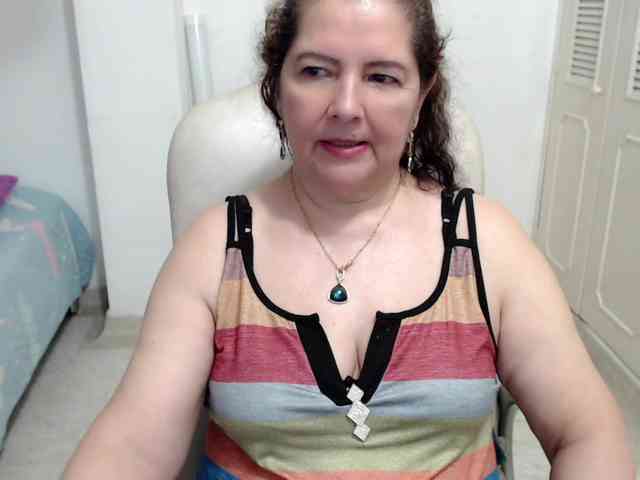 leonela-68 webcam