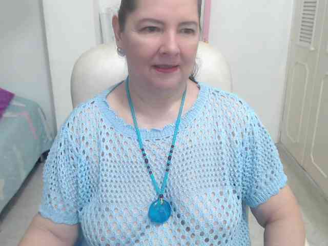 Model: leonela-68