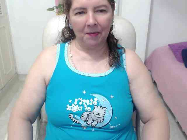 leonela-68 webcam
