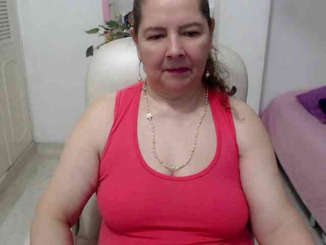leonela-68 webcam