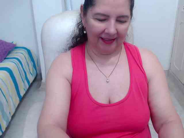 leonela-68 webcam