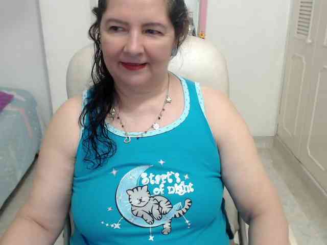leonela-68 webcam