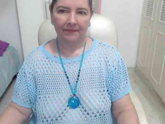 leonela-68 webcam