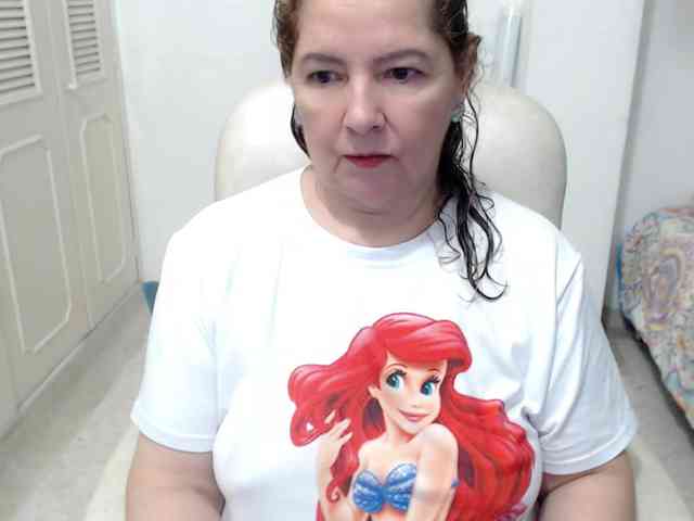leonela-68 webcam
