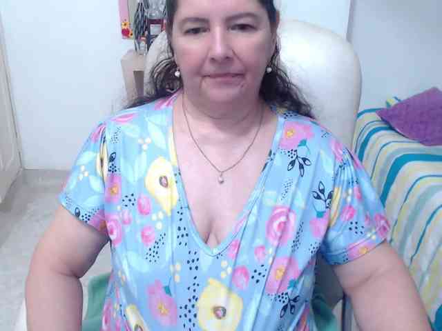 leonela-68 webcam