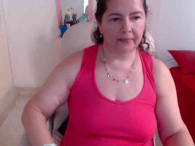 leonela-68 webcam