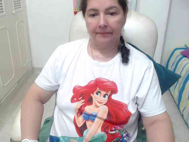 leonela-68