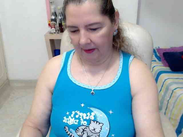 leonela-68 webcam