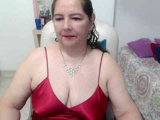 leonela-68 Live Webcam on BongaCams