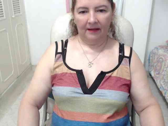 leonela-68 webcam