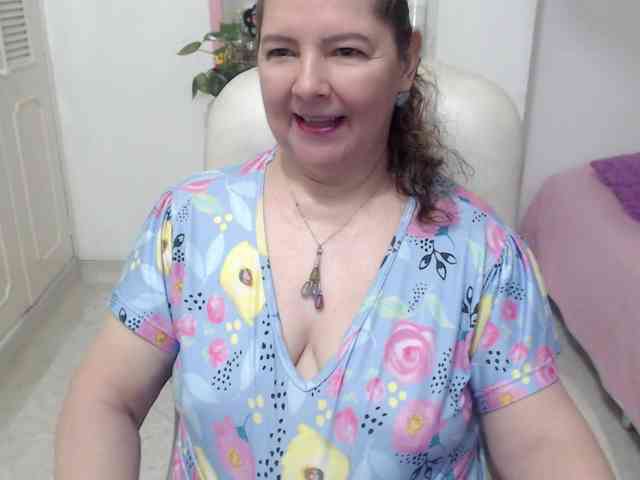 leonela-68 webcam