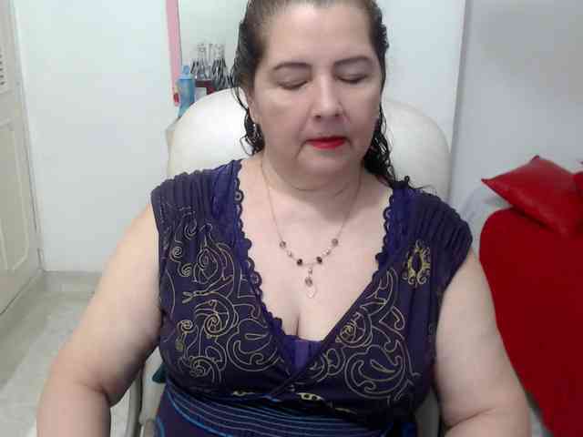 leonela-68 webcam