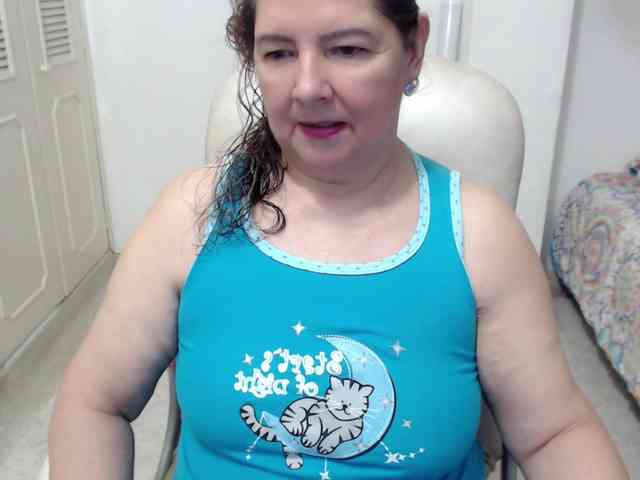 leonela-68 webcam