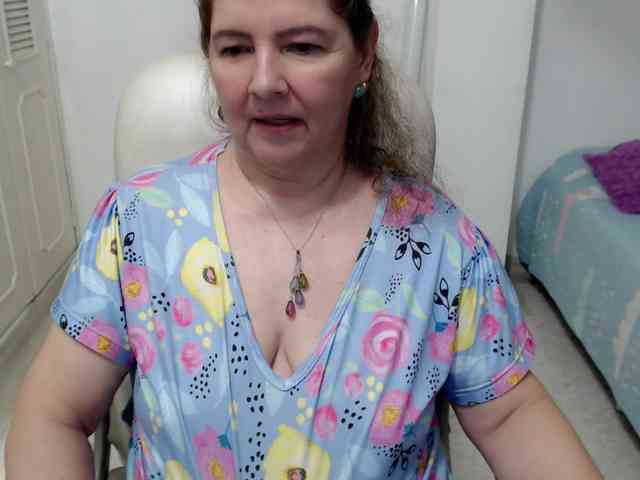 leonela-68 webcam